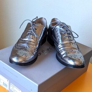 Size 7.5 Chrome Silver Botkier Oxfords